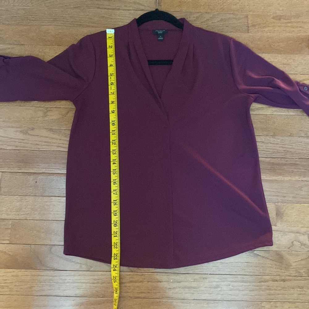 EUC Ann Taylor Factory red blouse in small petite - Picture 12 of 12